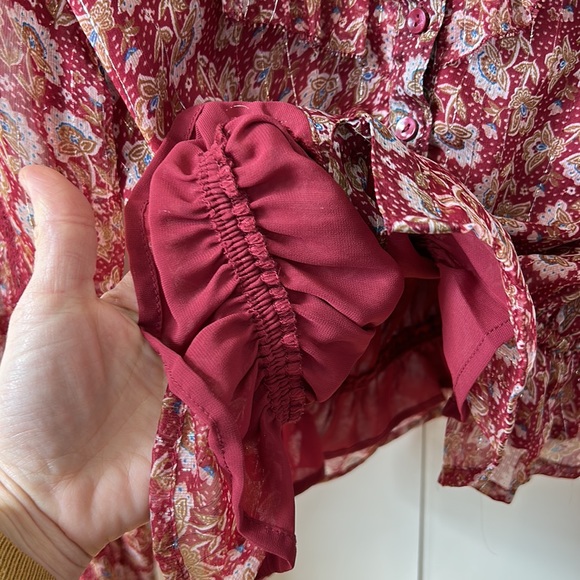 Woman’s XS American eagle blouse top. - Picture 6 of 11